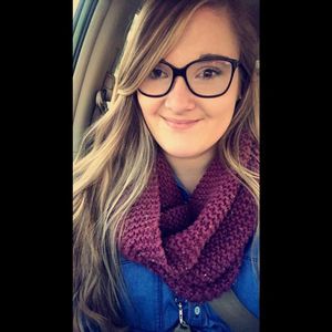 Meet your Posher, Hannah